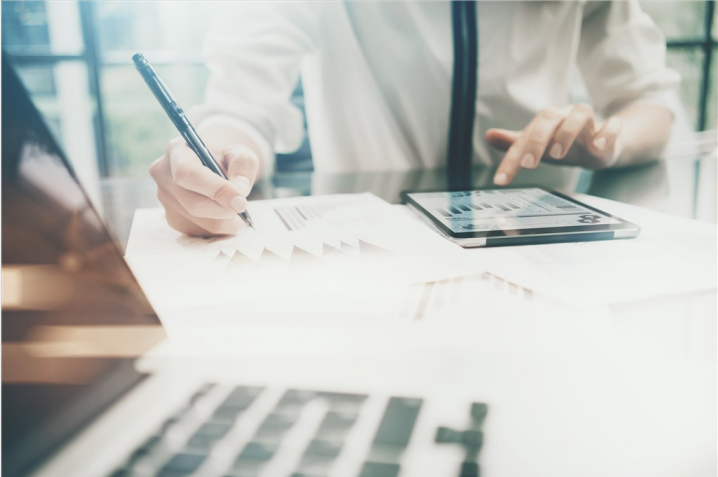 裝修管理軟件要結(jié)合行業(yè)現(xiàn)狀對(duì)癥下藥